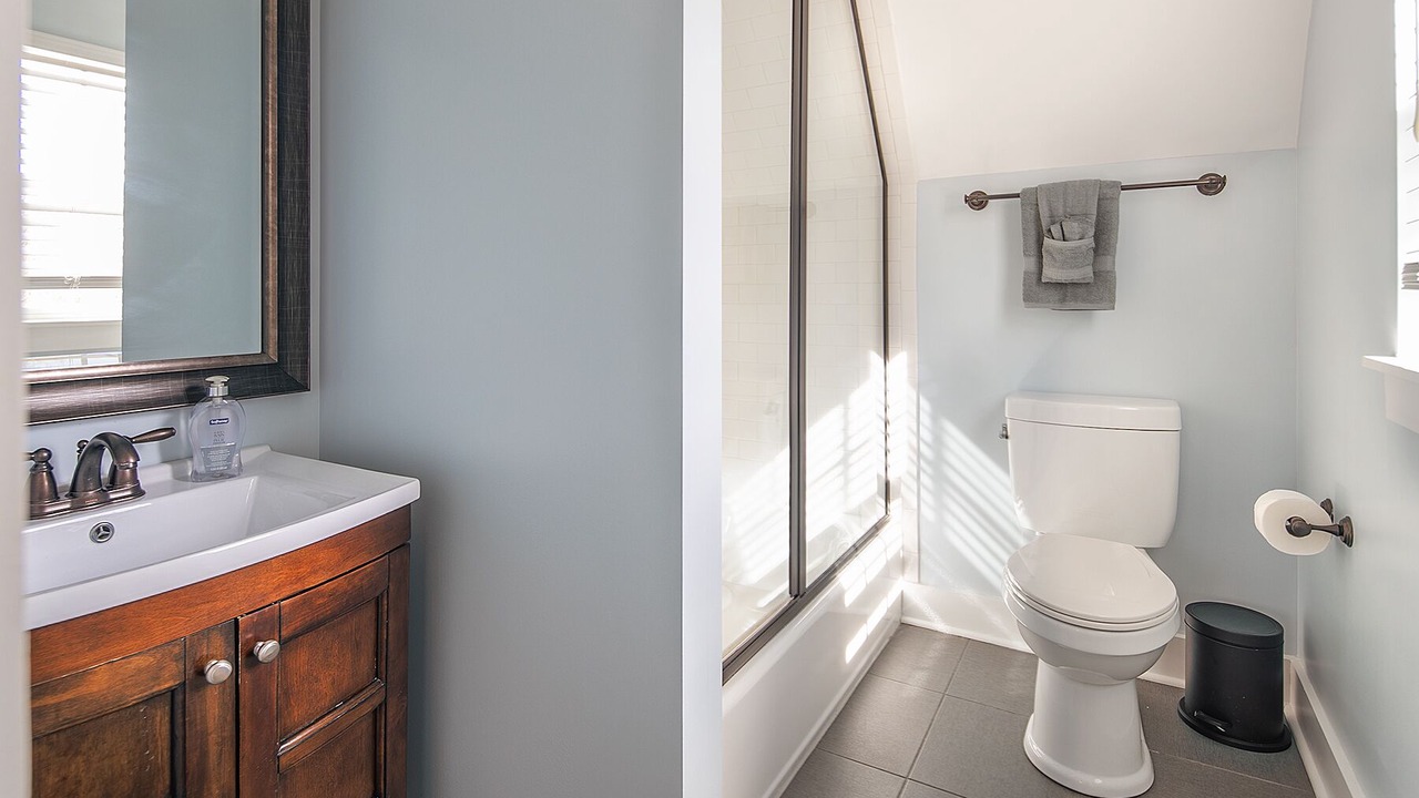 Photo of Bathroom in Mountainbrook