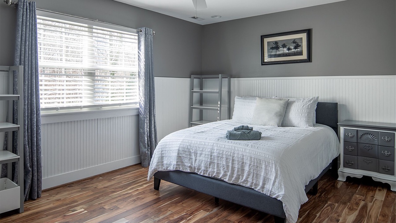 Photo of Bedroom in Mountainbrook