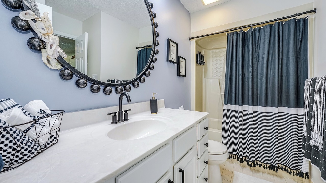 Photo of Bathroom in Sea Trail