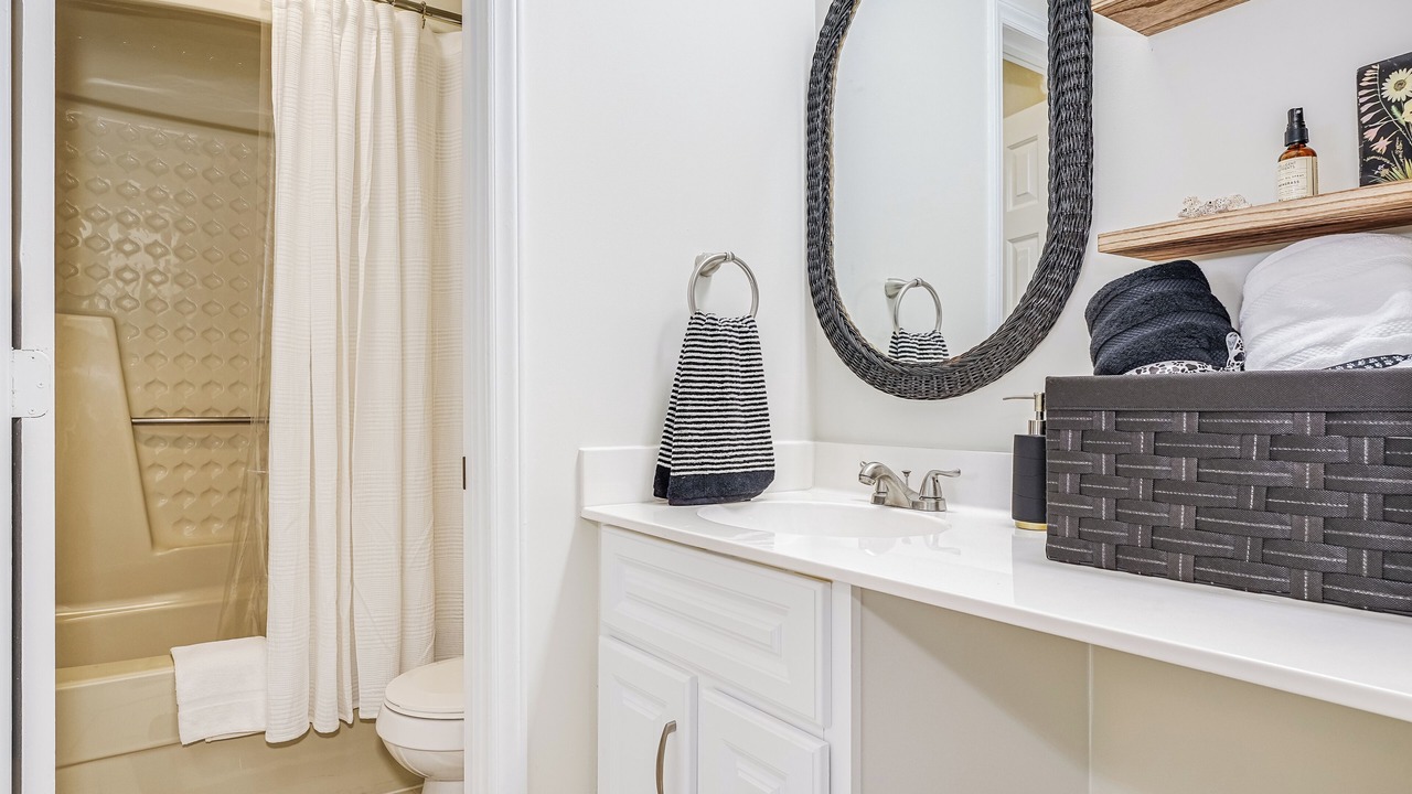 Photo of Bathroom in Sea Trail