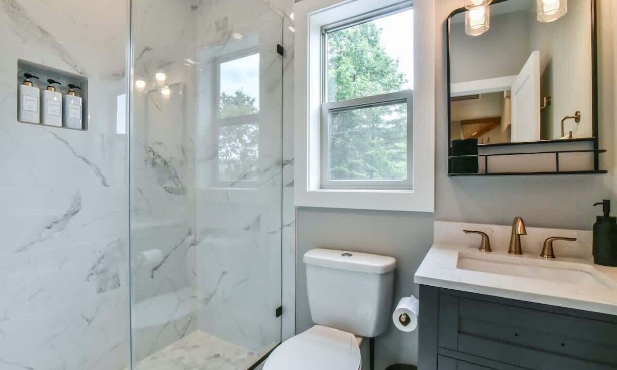 Photo of Bathroom in Fairview