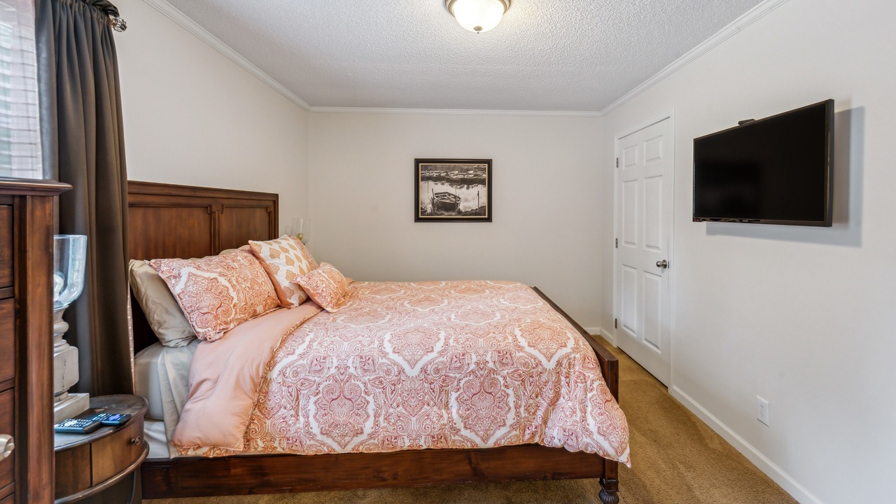 Photo of Bedroom in Waxhaw