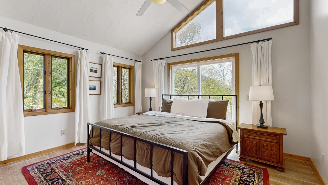 Photo of Bedroom in Seven Devils