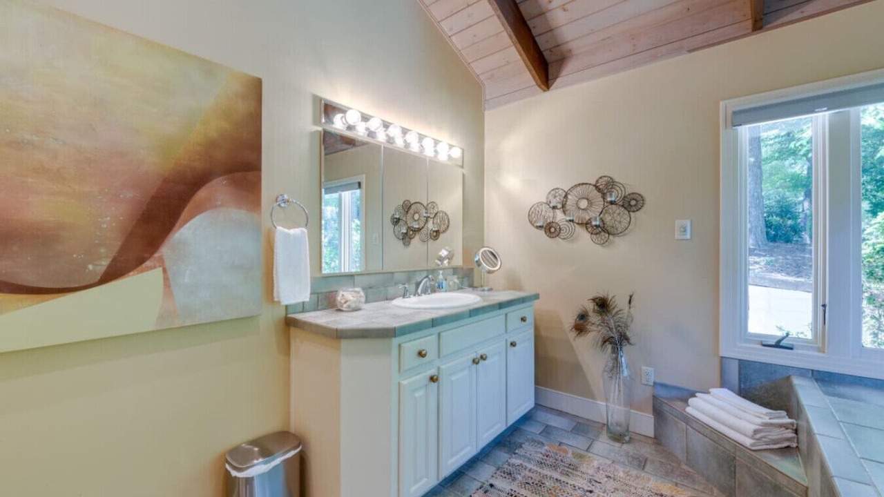 Photo of Bathroom in Sherrills Ford