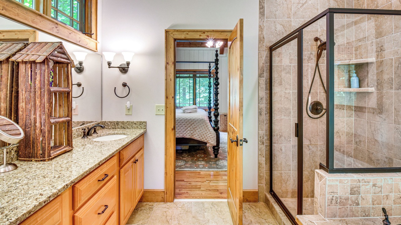 Photo of Bathroom in Cullowhee
