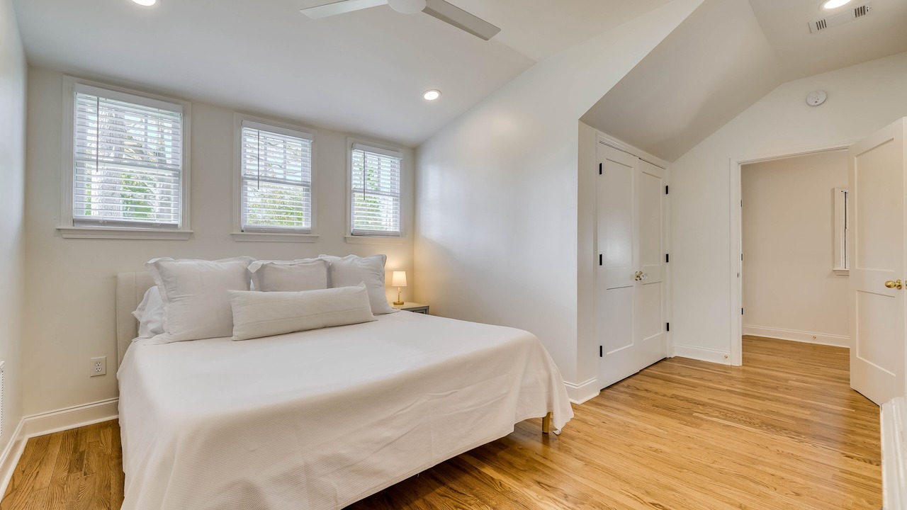 Photo of Bedroom in Summerville
