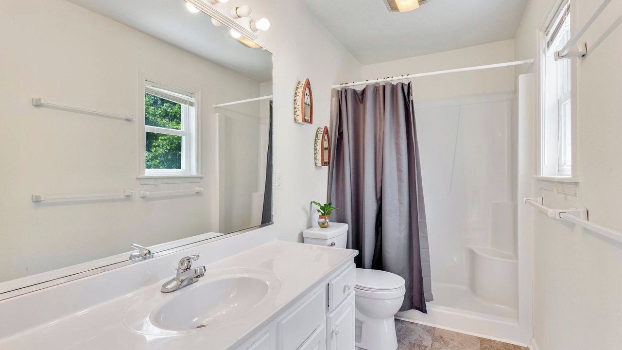 Photo of Bathroom in Carolina Dunes
