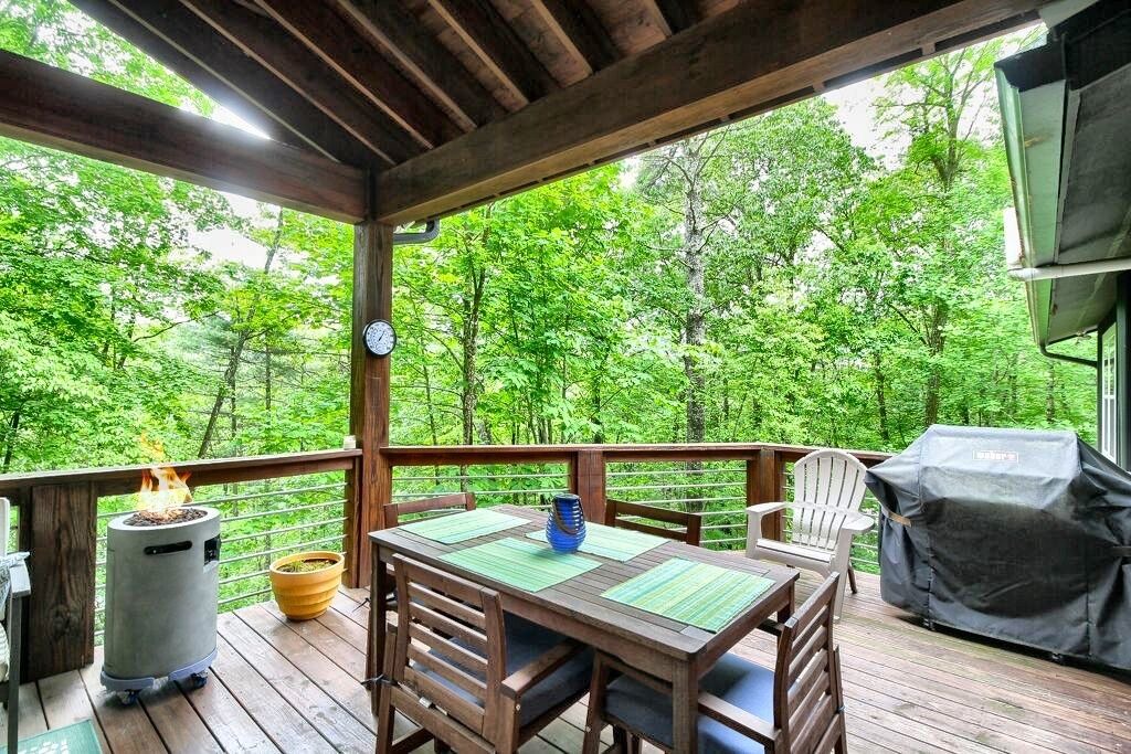 Photo of Outdoor in Highlands Hills