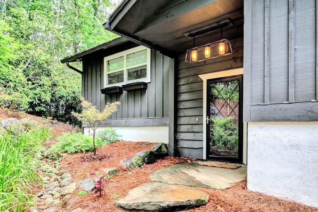 Photo of Outdoor in Highlands Hills