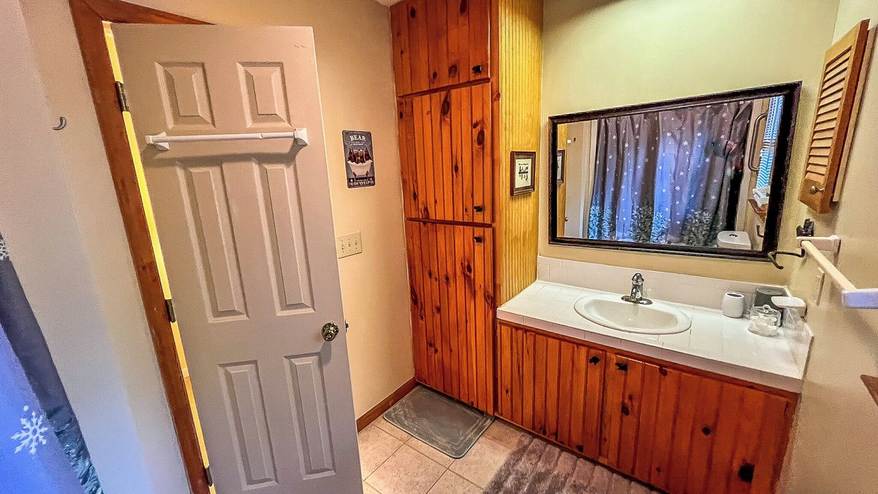 Photo of Bathroom in Todd
