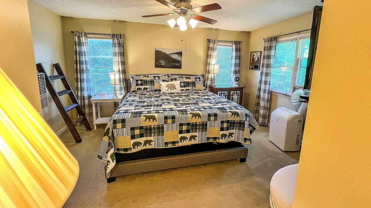 Photo of Bedroom in Todd