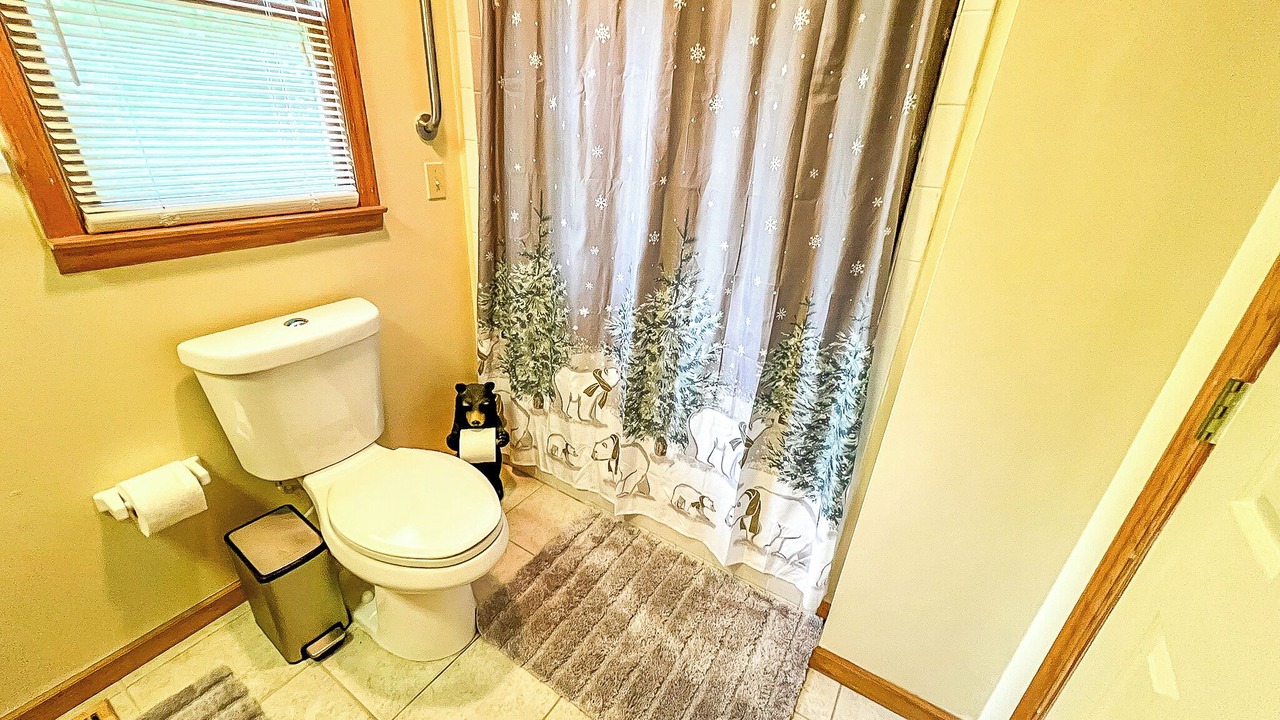 Photo of Bathroom in Todd