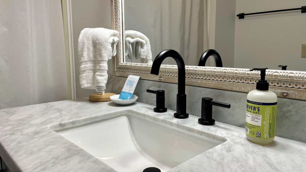 Photo of Bathroom in Charter Hills