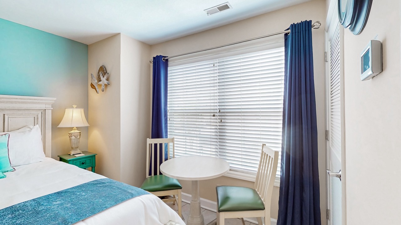 Photo of Bedroom in Calabash