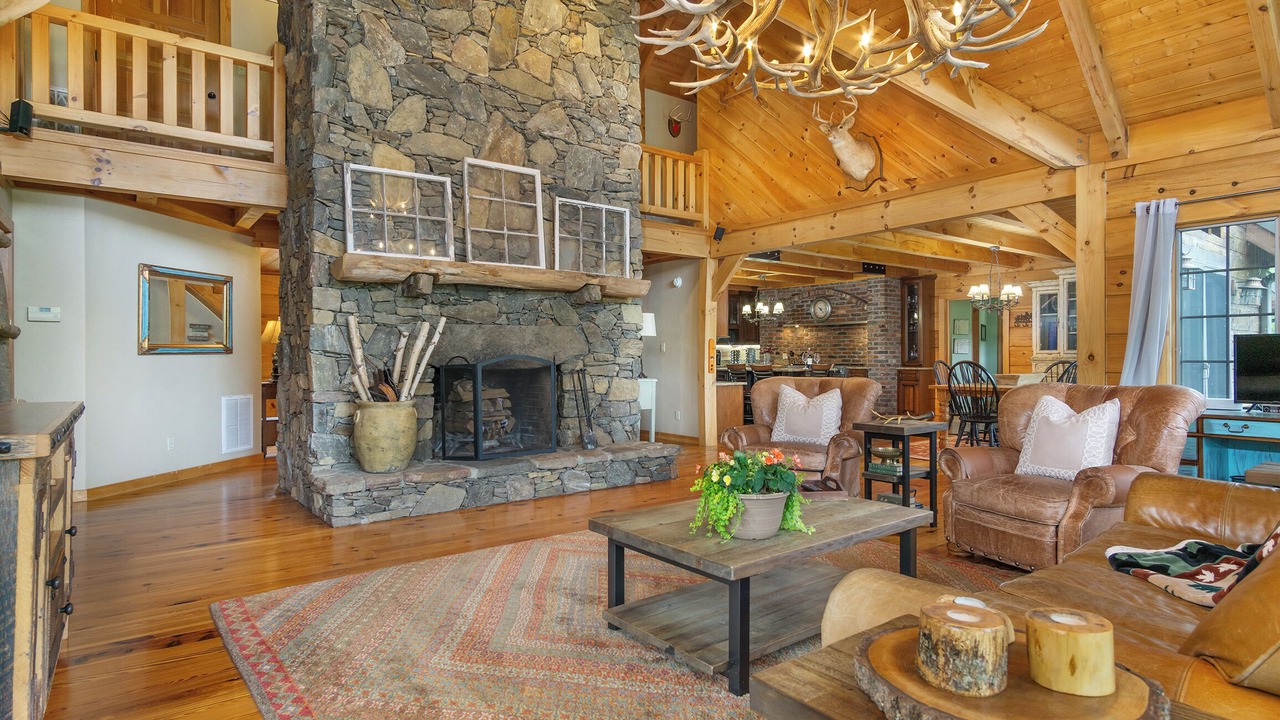 Photo of Livingroom in Burnsville