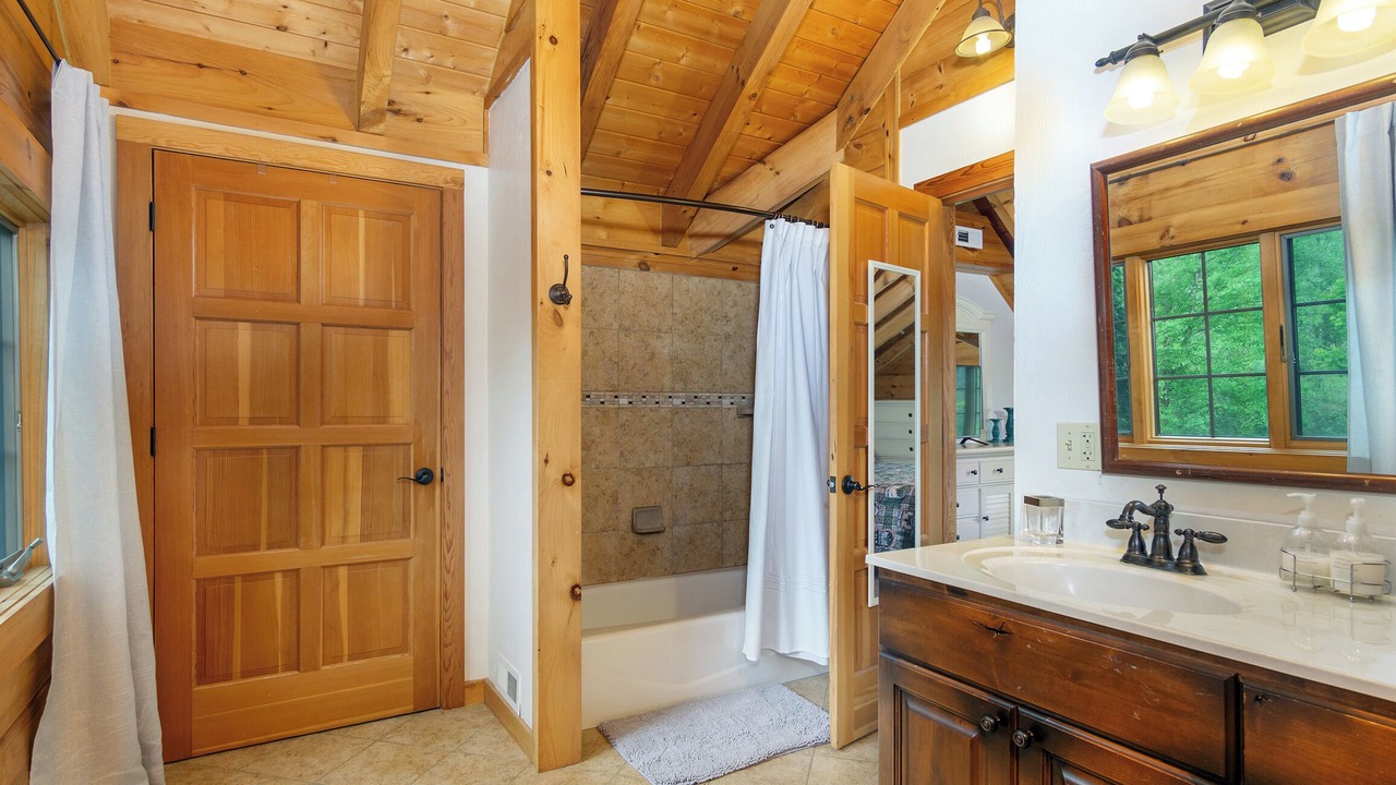 Photo of Bathroom in Burnsville