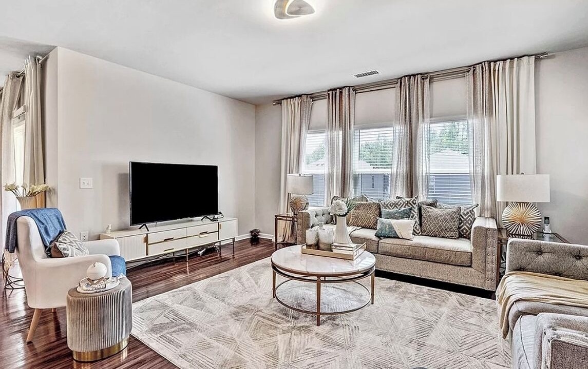 Photo of Livingroom in Clayton