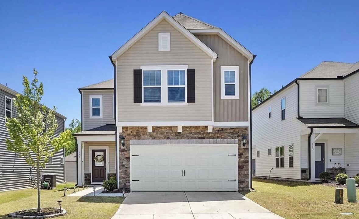 Photo of Outdoor in Clayton