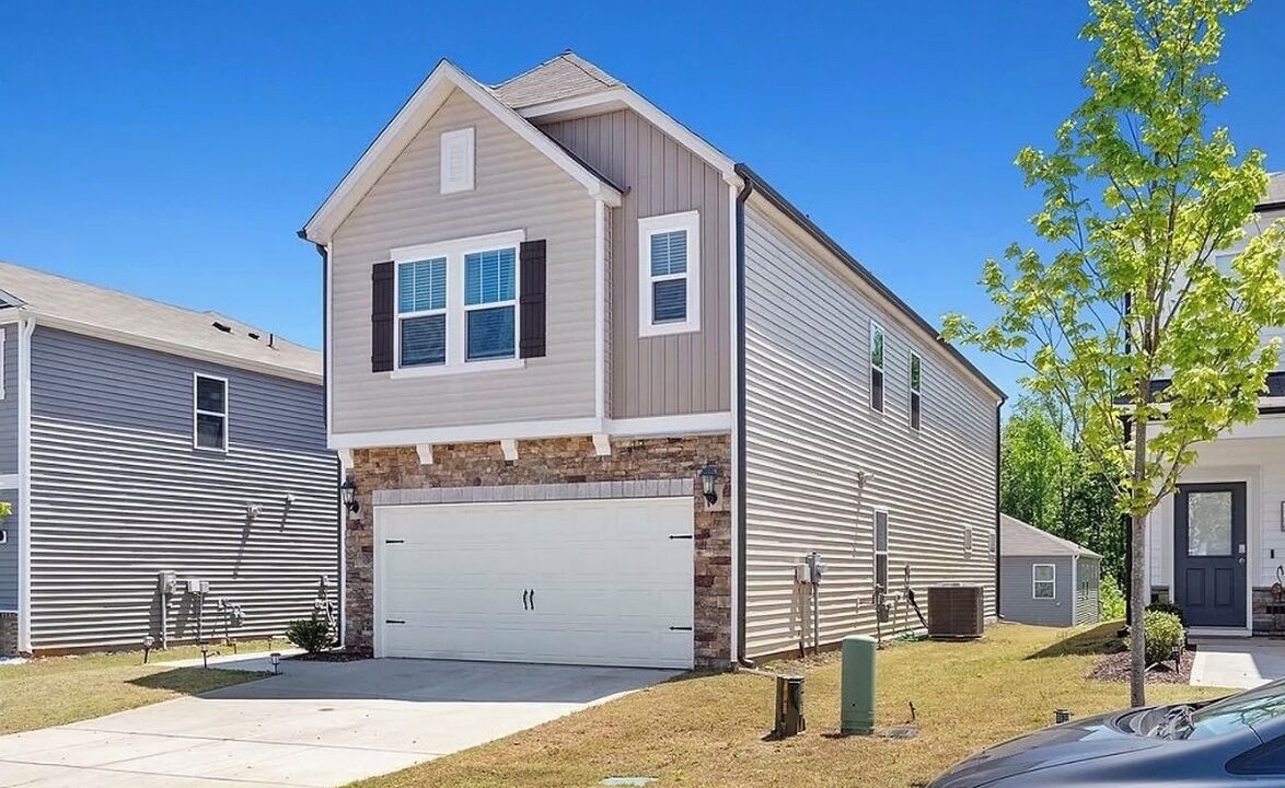 Photo of Outdoor in Clayton