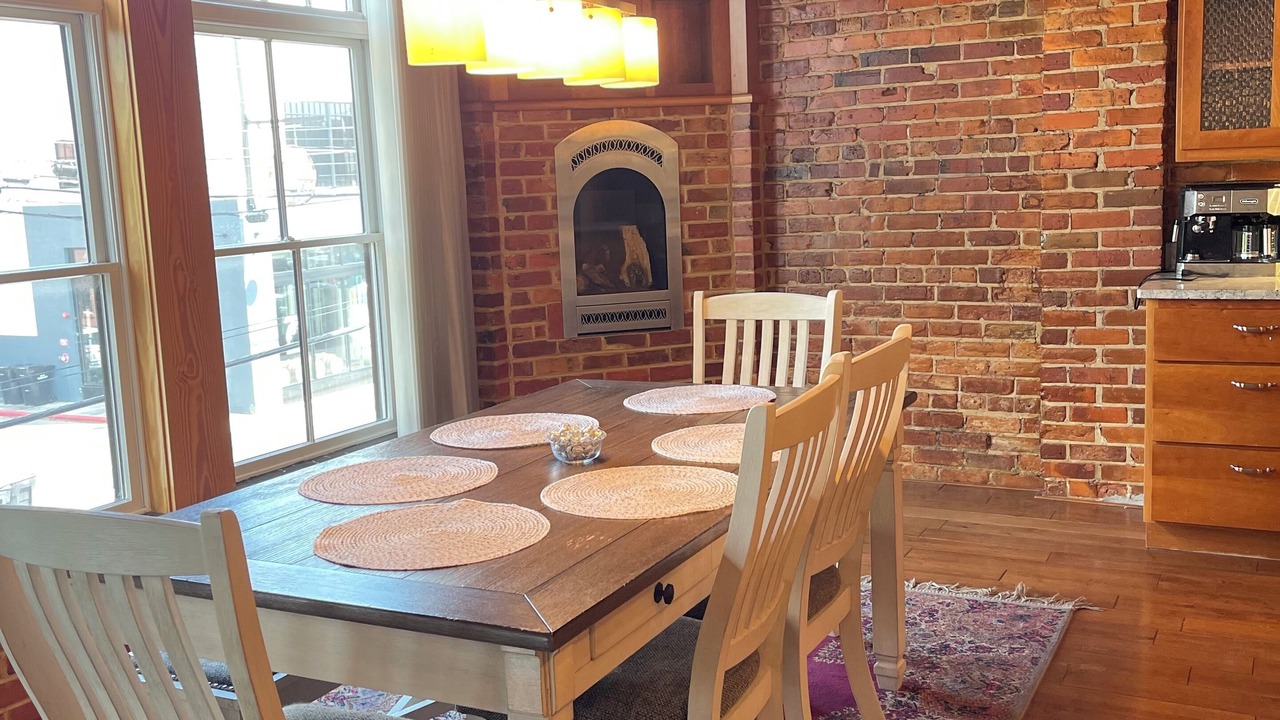 Photo of Livingroom in Elizabeth City
