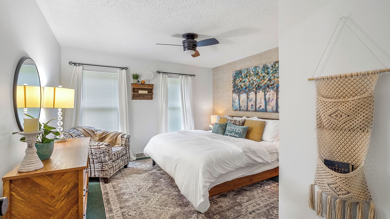 Photo of Bedroom in Elkin