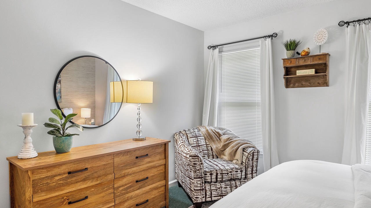 Photo of Bedroom in Elkin