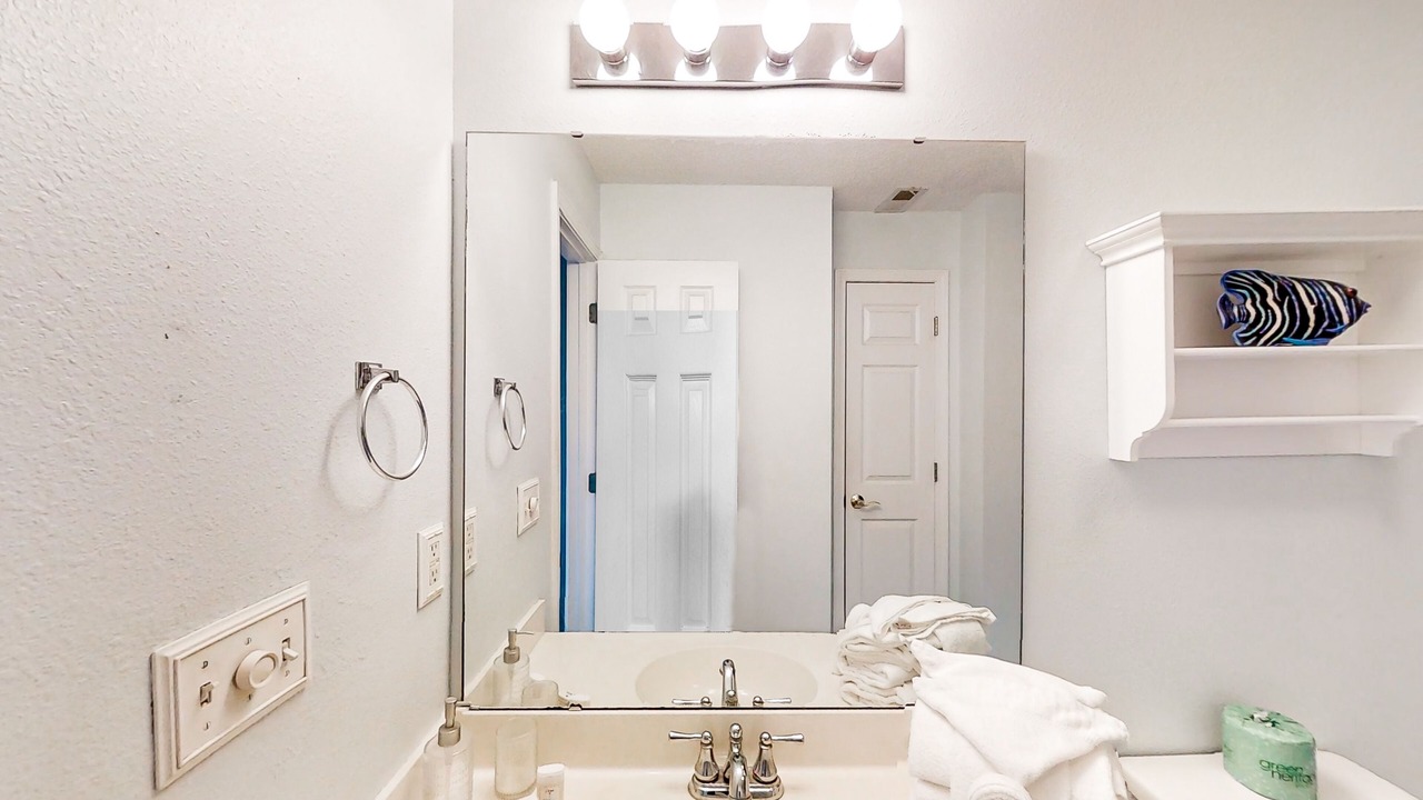 Photo of Bathroom in Carolina Yacht Landing