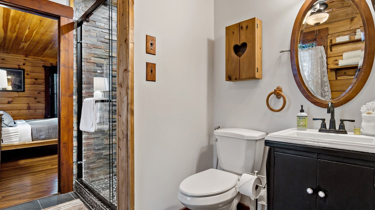 Photo of Bathroom in Vein Mountain