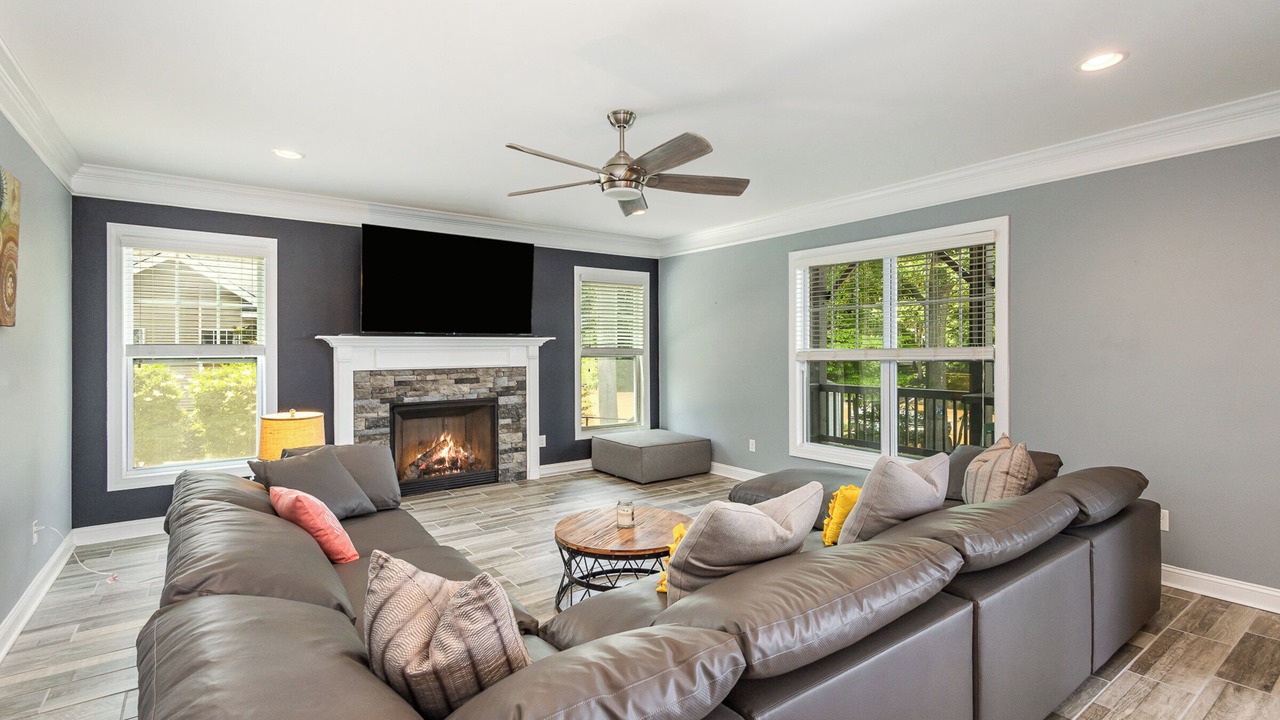 Photo of Livingroom in Belmont