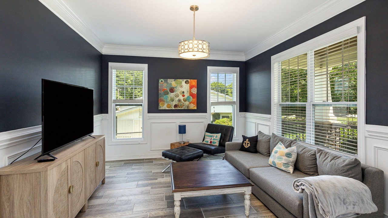 Photo of Livingroom in Belmont
