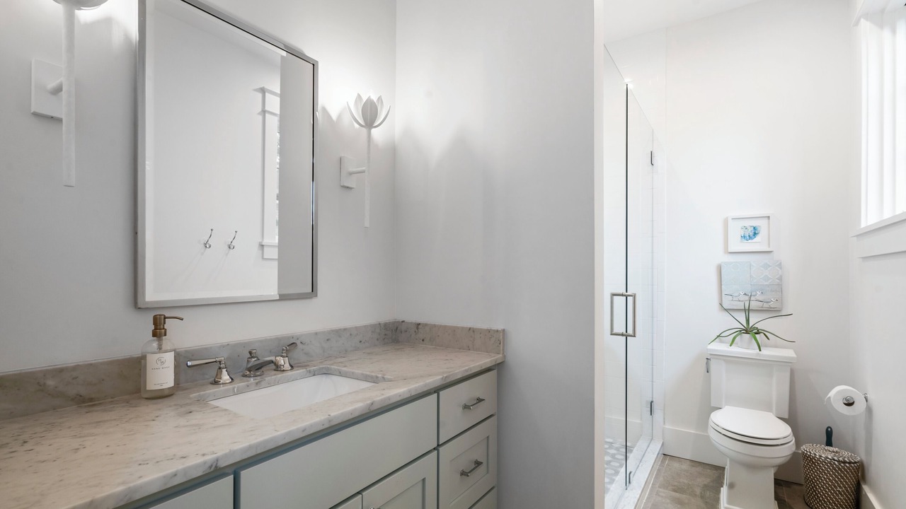 Photo of Bathroom in Belmont - Hillsboro