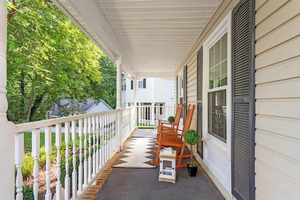 Photo of Patio Balcony in Southwest Raleigh