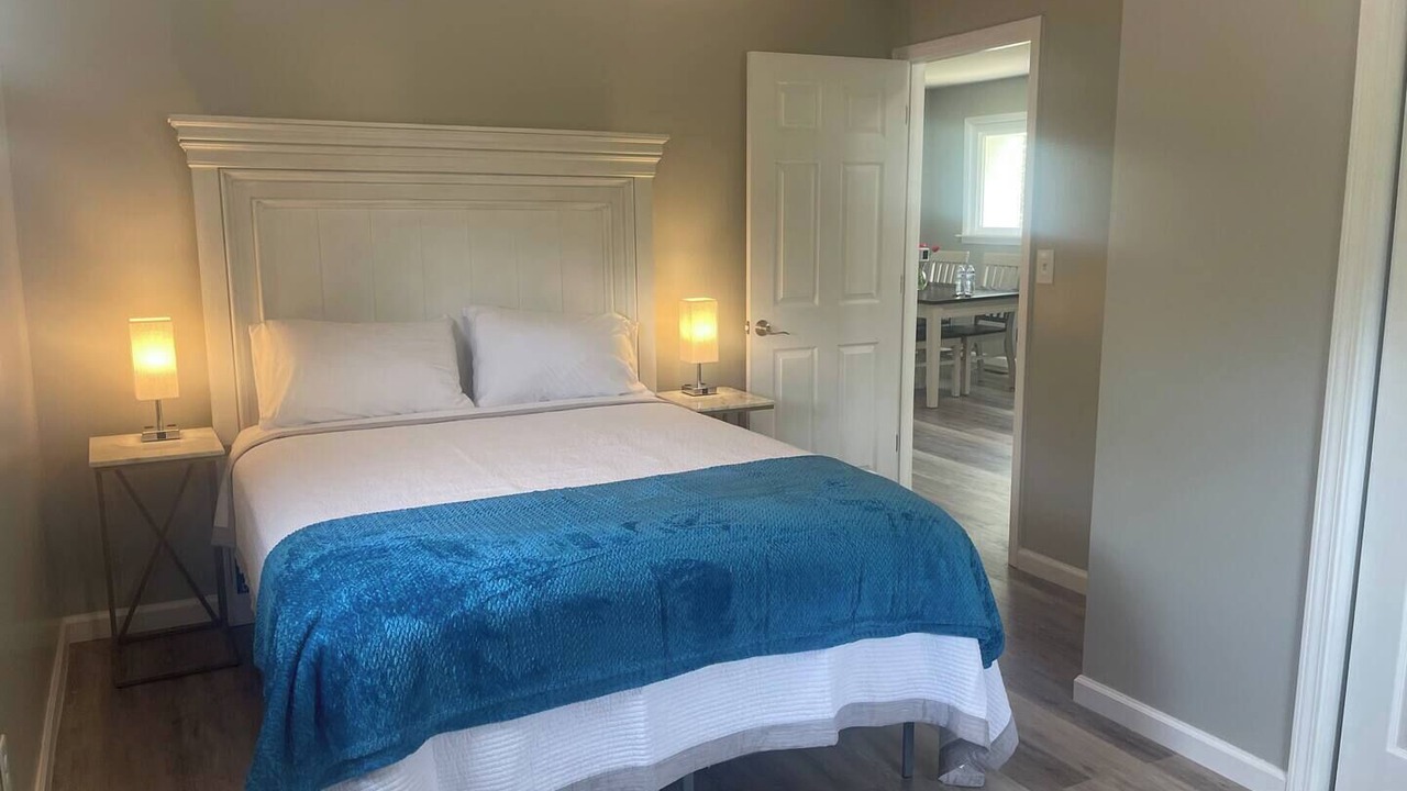 Photo of Bedroom in Dowelltown