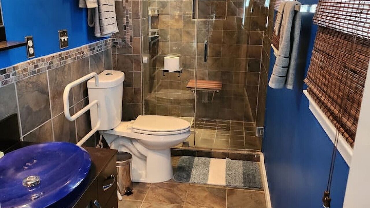 Photo of Bathroom in Jamestown