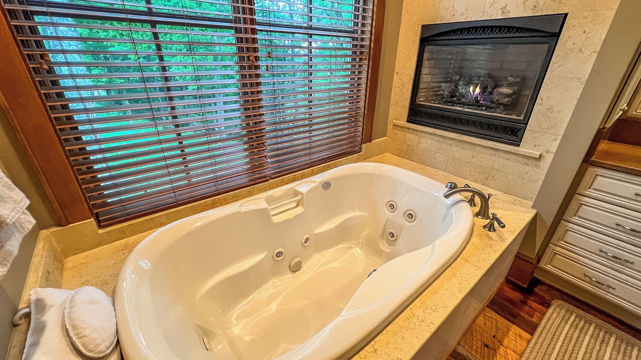 Photo of Bathroom in West Jefferson
