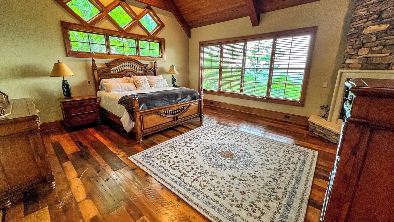 Photo of Bedroom in West Jefferson
