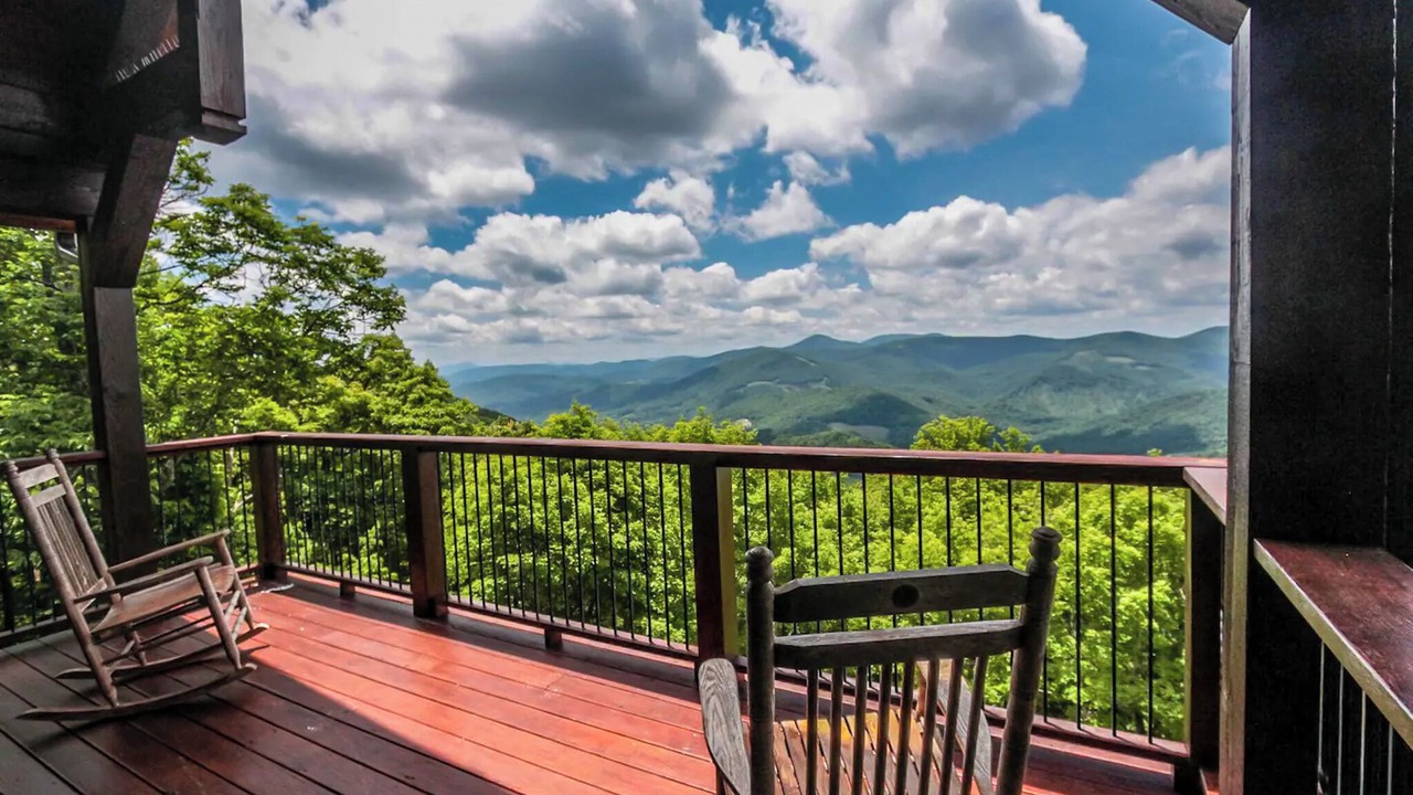Photo of Patio Balcony in West Jefferson