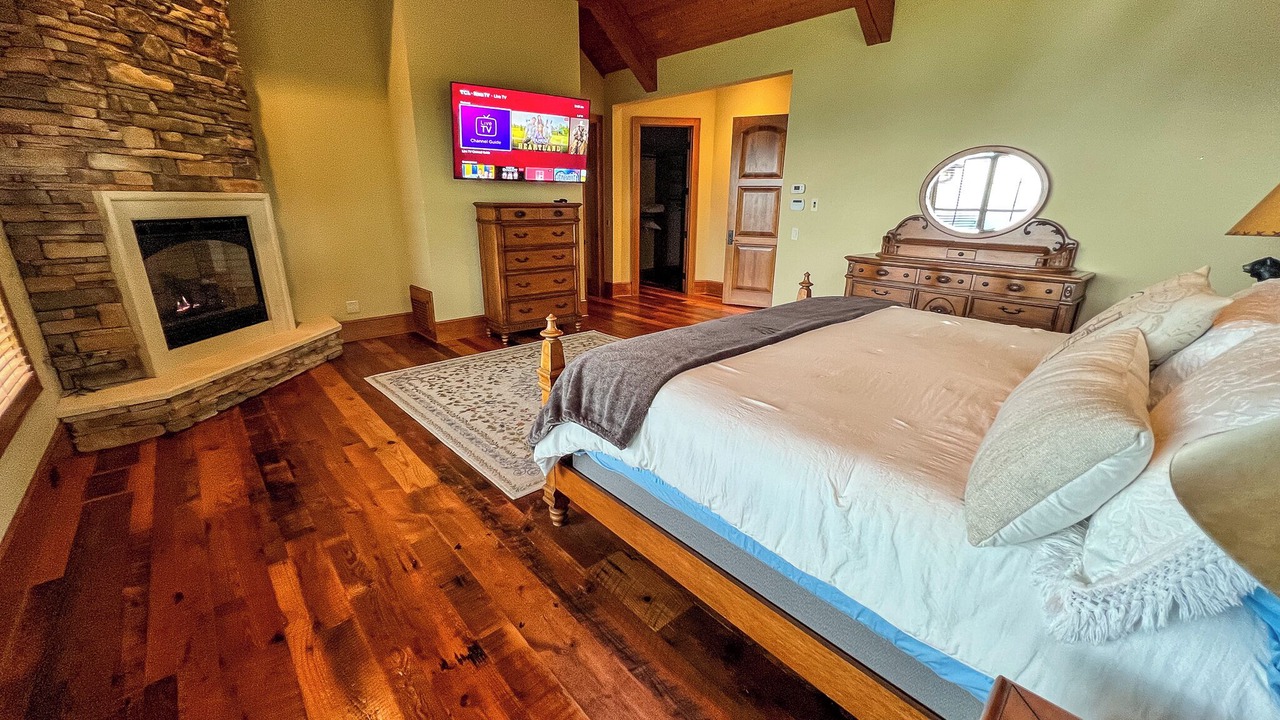 Photo of Bedroom in West Jefferson