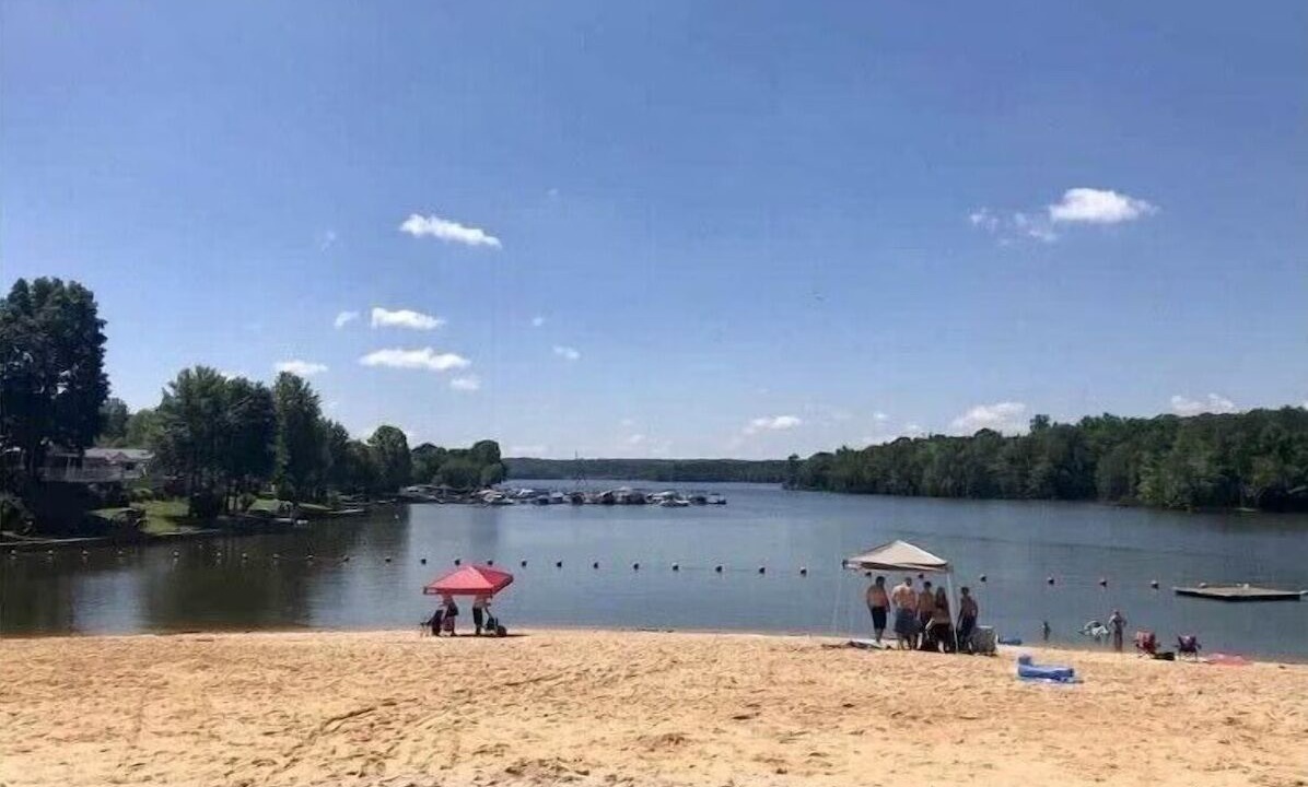 Photo of Others in New London