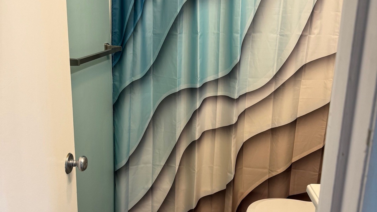 Photo of Bathroom in Ash