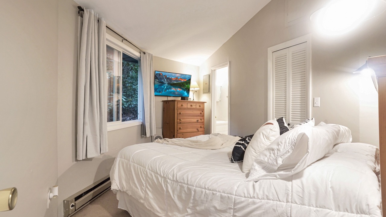Photo of Bedroom in Mill Ridge