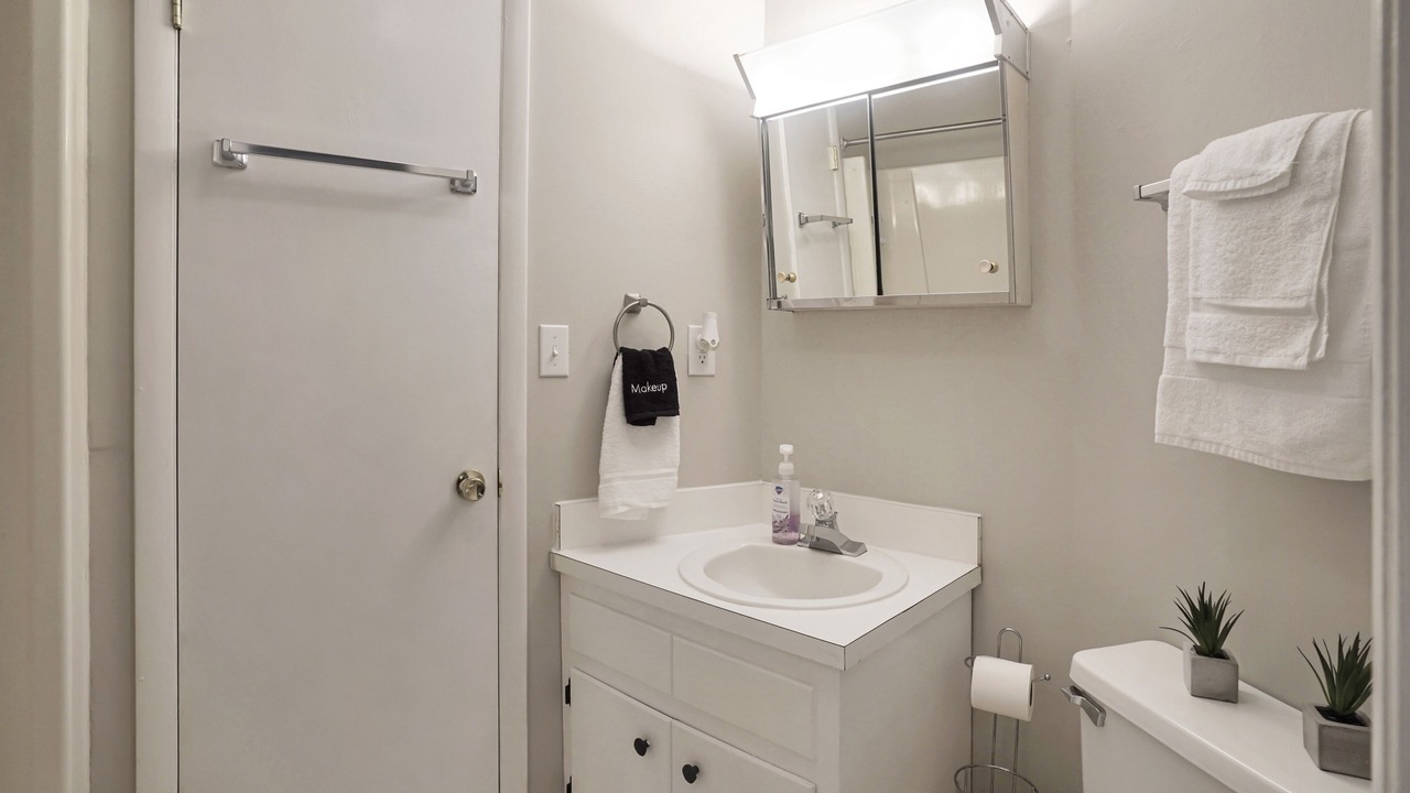 Photo of Bathroom in Mill Ridge