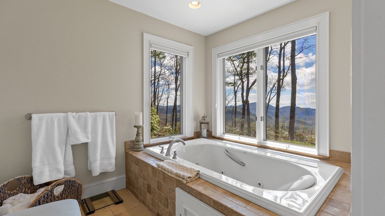 Photo of Bathroom in Cashiers