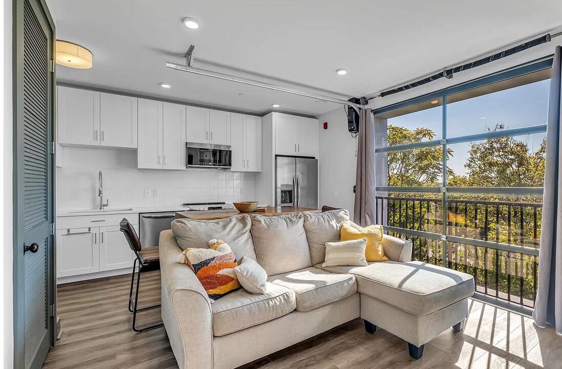 Photo of Livingroom in Rolling Mill Hill