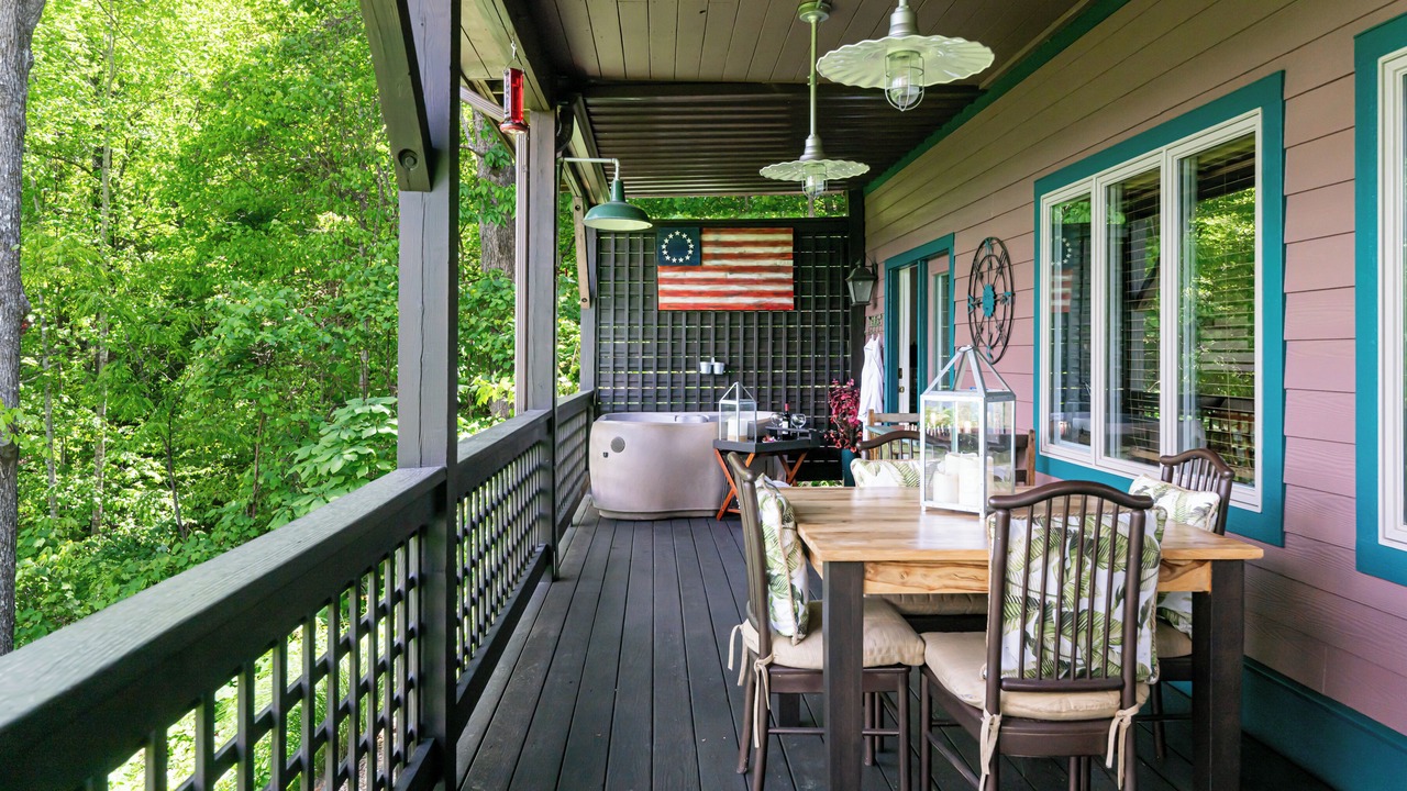 Photo of Outdoor in Laurel Ridge