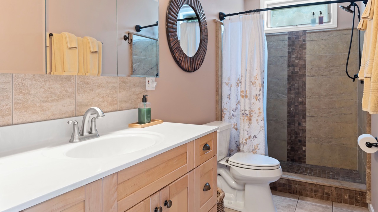 Photo of Bathroom in Laurel Ridge