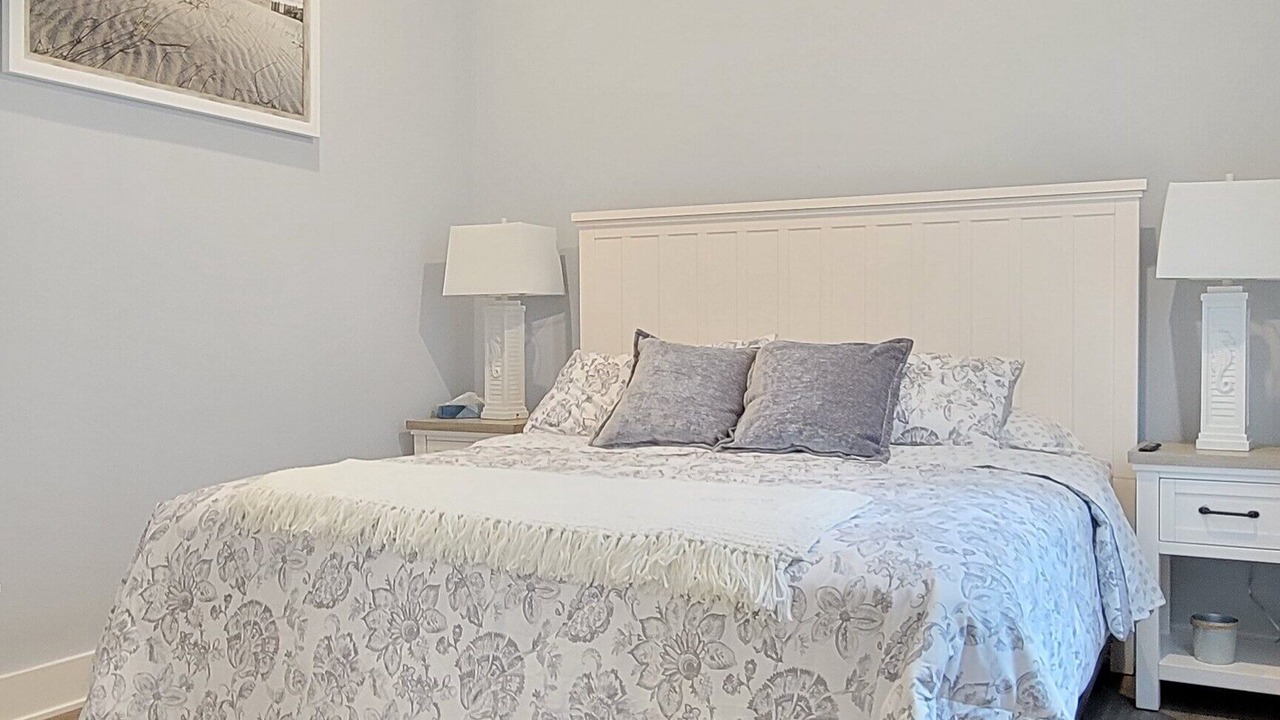 Photo of Bedroom in Corolla Village
