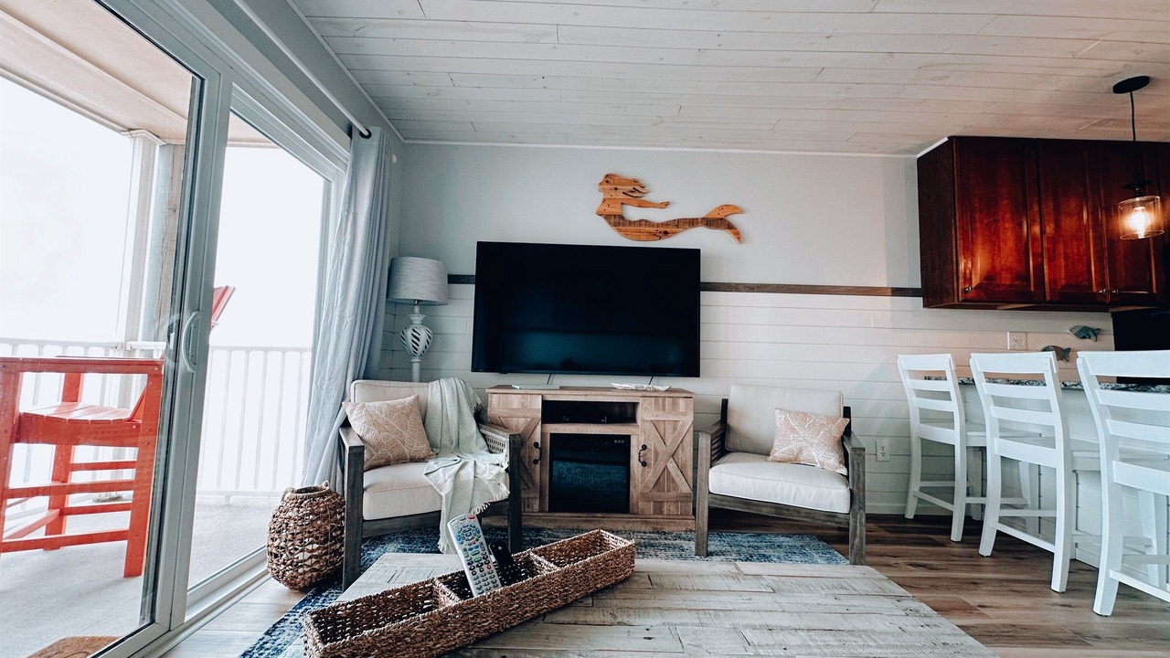 Photo of Livingroom in McCutcheon Field