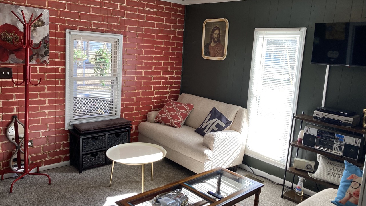 Photo of Livingroom in Winterville
