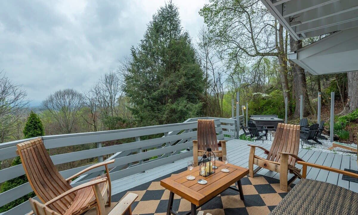 Photo of Outdoor in Royal Pines